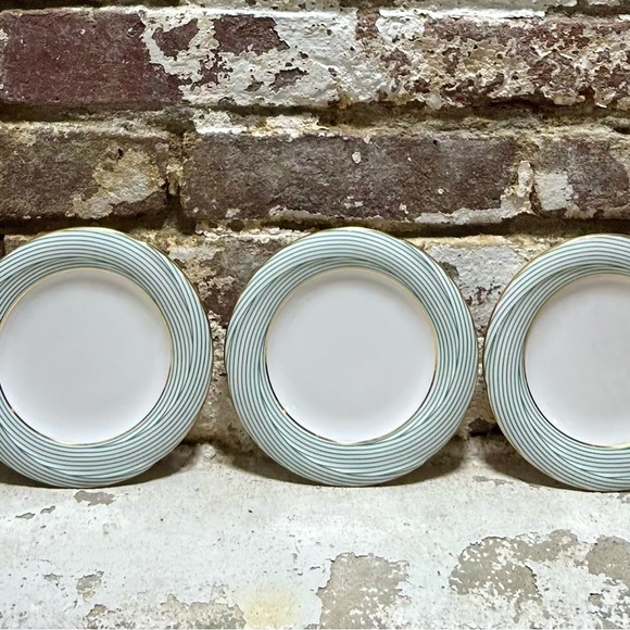 Set of 5 Nina Ricci Plasier De La MAISON green white and gold plates. - Picture 6 of 9